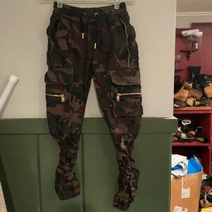 Kids rock salt pants size 8